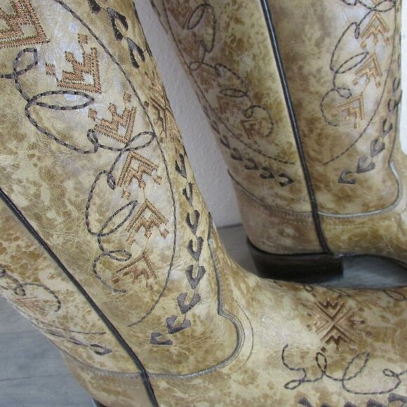 Circle G Corral Women's Embroidery Square Toe Western Boots Light Sand - Picture 4 of 6